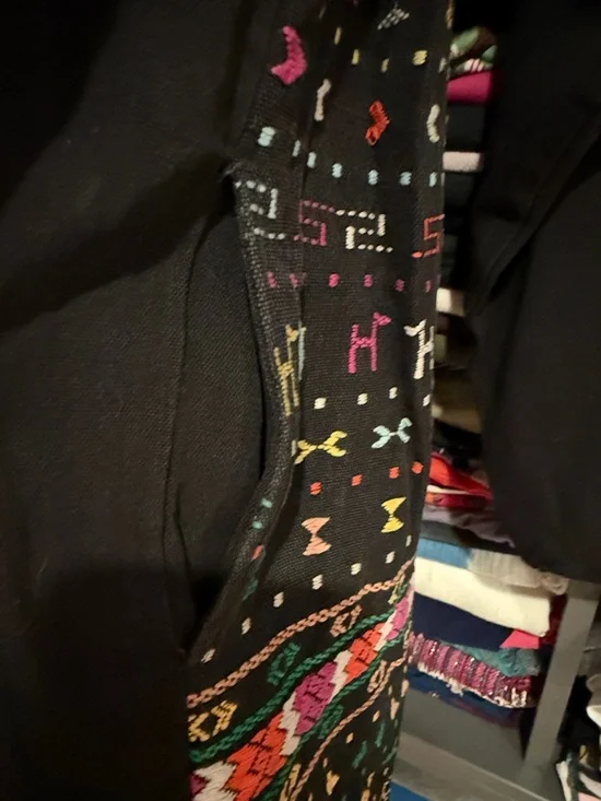 VINTAGE Embroidered Jacket - Picture 7 of 11